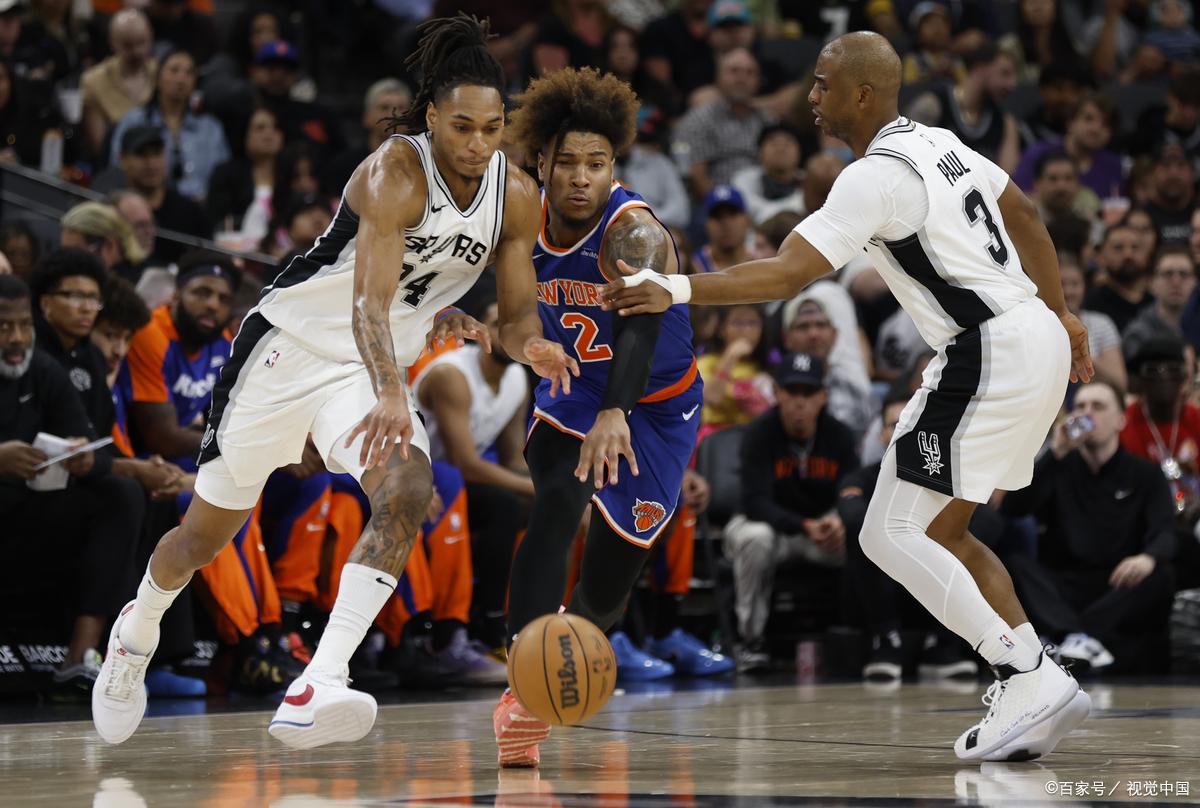 包含开拓者队客场战胜对手,保持不败纪录的词条